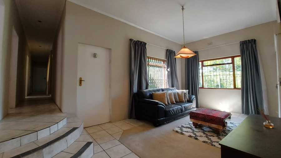 9 Bedroom Property for Sale in Montclair Western Cape